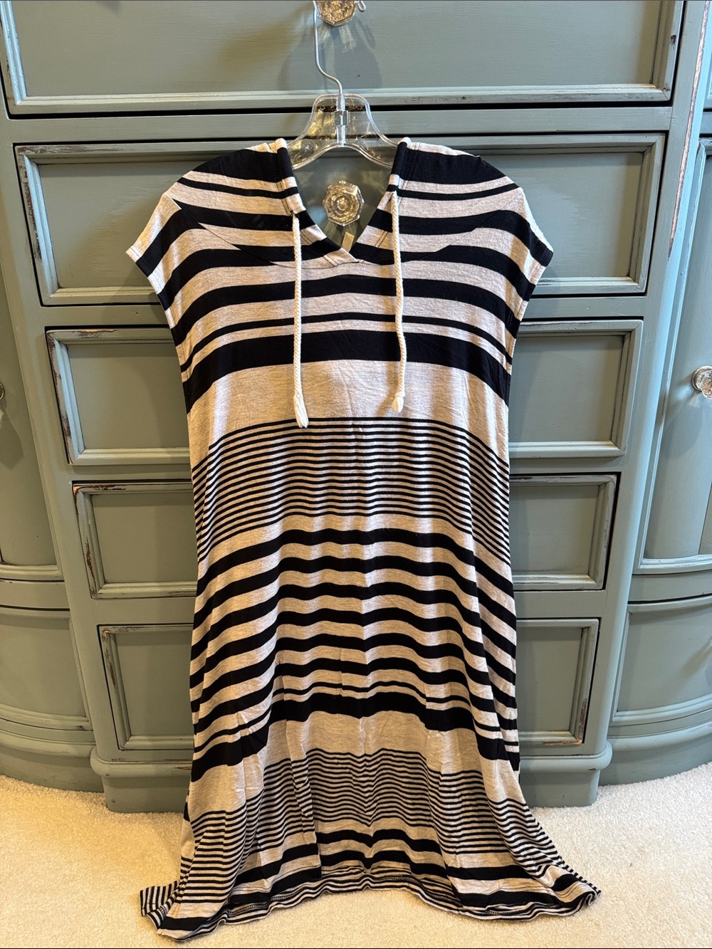Striped Hooded Tunic Dress in Black and Cream/Gray